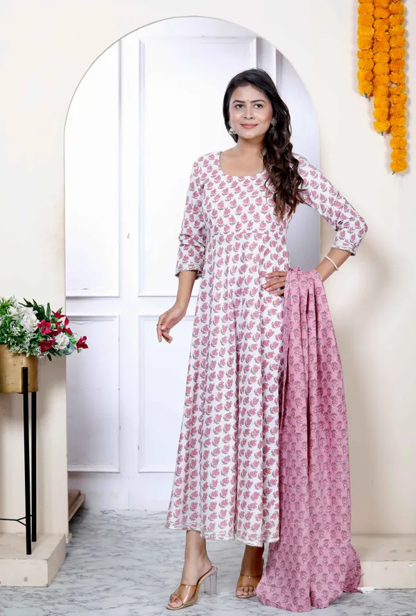 Women's_Pure_Cotton_Printed_Pink_Anarkali_Kurta_With_Dupatta_Set_-_Doriyan