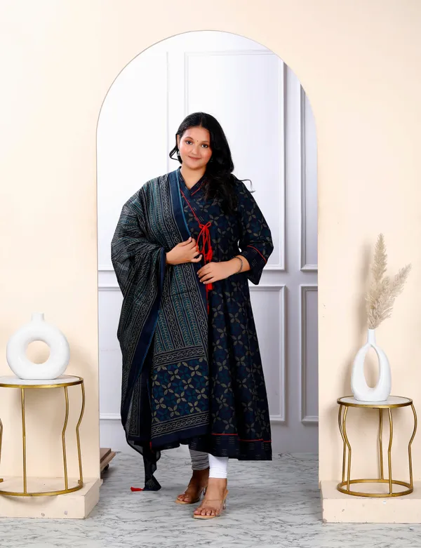 Women's_Navy_Blue_Plus_Size_V_Neck_Abstract_Printed_Tassel_Angrakha_Kurta_And_Dupatta_-_Doriyan