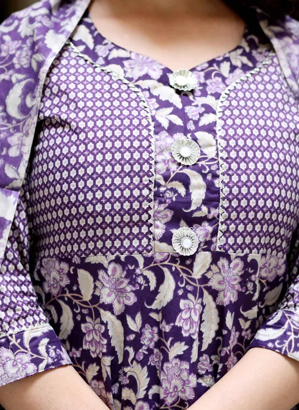 Women's_Purple_Cotton_Floral_Gota_Lace_Work_Anarkali_Kurta_And_Dupatta_-_Doriyan
