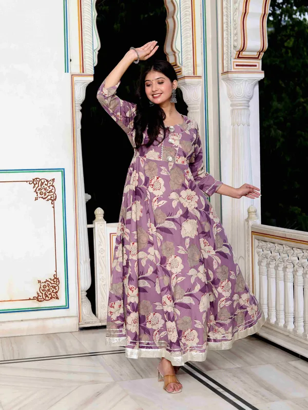Women's_Purple_Flower_Printed_With_Beautiful_Lace_Border_Details_Anarkali_Kurta_-_Doriyan