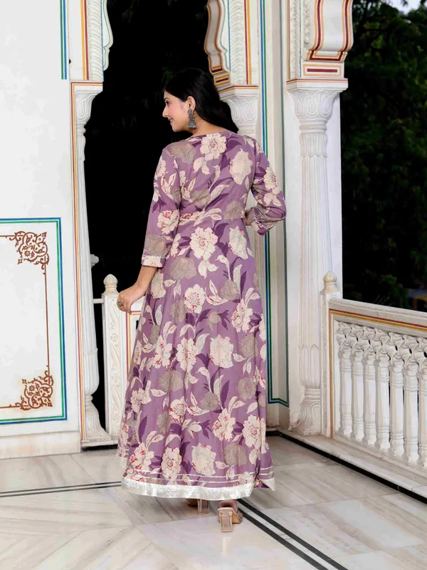 Women's_Purple_Flower_Printed_With_Beautiful_Lace_Border_Details_Anarkali_Kurta_-_Doriyan