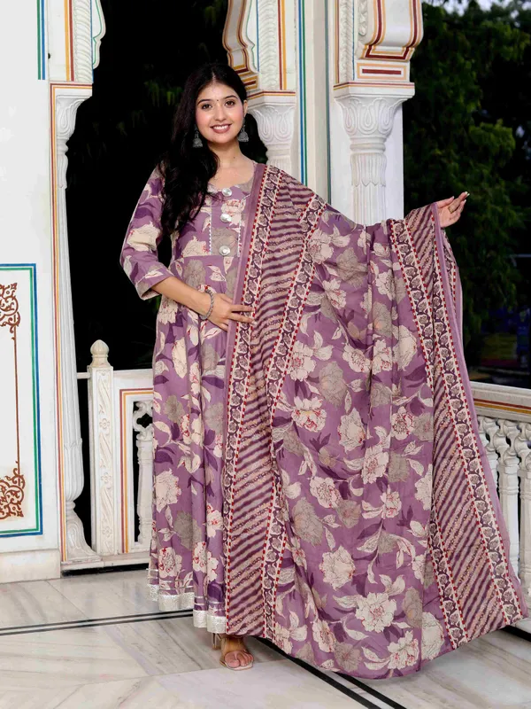 Women's_Purple_Flower_Printed_With_Lace_Border_Anarkali_Kurta_With_Dupatta_Set_-_Doriyan