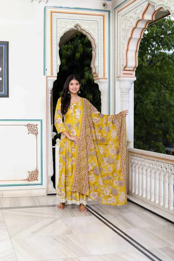 Women's_Cotton_Gotapatti_And_Lace_Border_Yellow_Anarkali_Kurta_And_Dupatta_Set_-_Doriyan