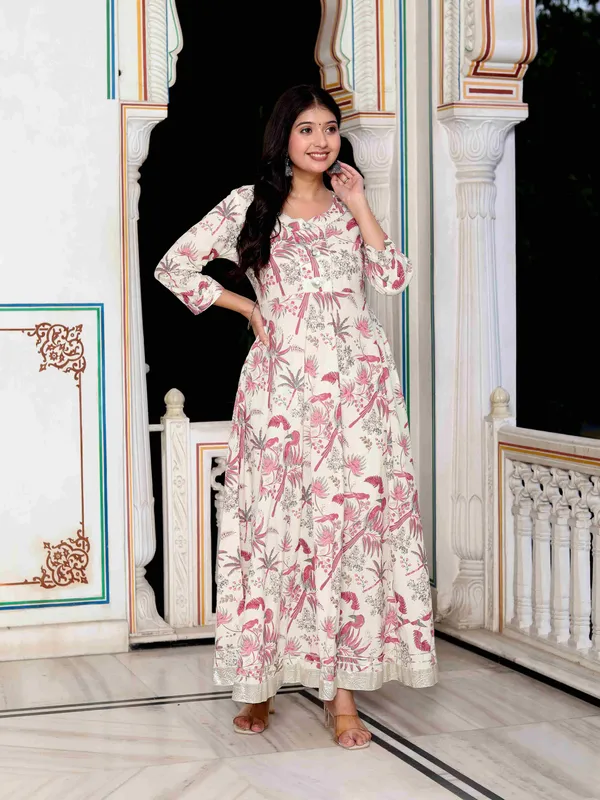 Women's_Light_Pink_Cotton_Gotapatti_Birds_And_Leaf_Floral_Printed_Anarkali_Kurta_-_Doriyan