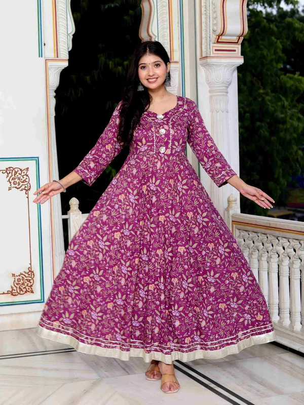 Women's_Cotton_Gotapatti_And_Lace_Border_Details_Floral_Printed_Purple_Anarkali_Kurta_-_Doriyan