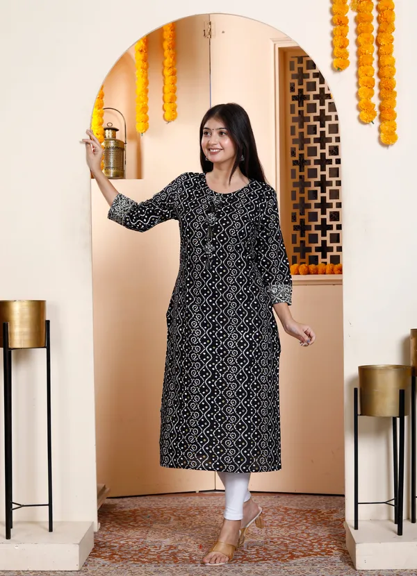 Women's_Rayon_Embroidery_Black_Bandhani_Printed_Straight_Kurti_-_Doriyan