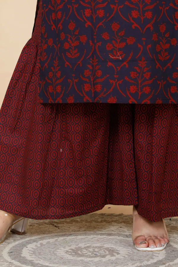 Women's_Plus_Size_Maroon_Floral_Pure_Cotton_Kurta_With_Sharara_-_Doriyan