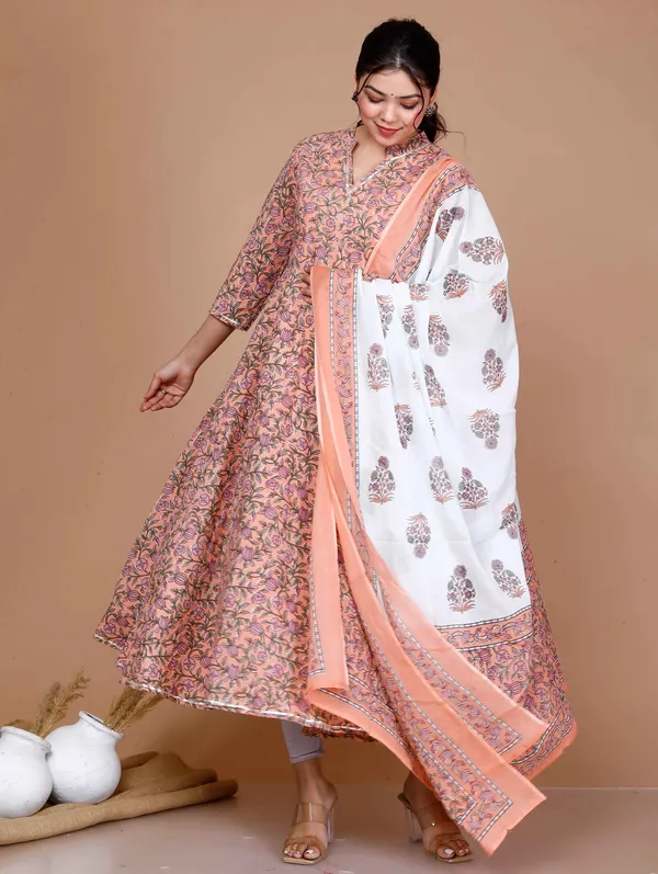 Women'S_Surpassing_Orange_Partywear_Floral_Printed_Anarkali_Kurta_DupattaÃ‚_-_Doriyan