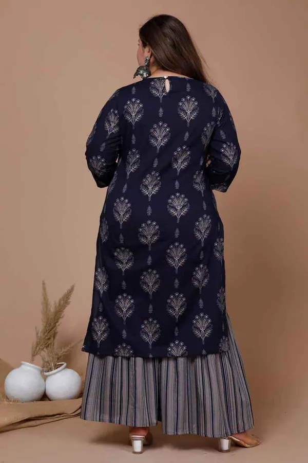 Women's_Plus_Size_Navy_Blue_Printed_Pure_Cotton_Kurta_With_Sharara_-_Doriyan