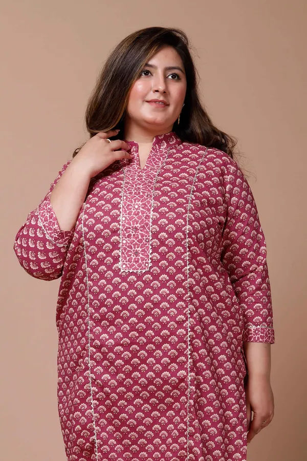 Women's_Plus_Size_Pink_Printed_Gota_Patti_Cotton_Kurta_With_Palazzo_-_Doriyan