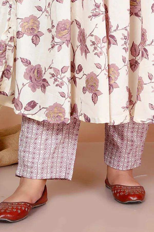 Women'S_Plus_Size_Pink_Floral_Printed_Kurta_With_Palazzo_-_Doriyan