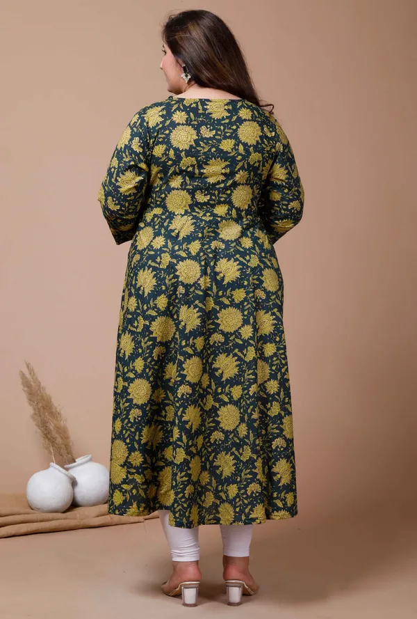 Women's_Plus_Size_Floral_GreenÃ‚_Printed_Cotton_Anarkali_Kurta_With_Dupatta_-_Doriyan