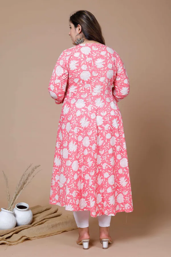Women's_Pink_Plus_Size_Cotton_Floral_Print_Anarkali_Kurta_With_Dupatta_-_Doriyan