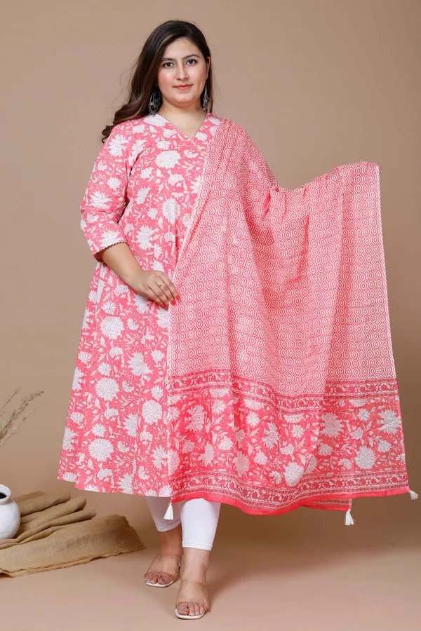 Women's_Pink_Plus_Size_Cotton_Floral_Print_Anarkali_Kurta_With_Dupatta_-_Doriyan