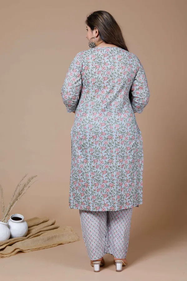 Women's_Plus_Size_Blue_Floral_Printed_Gota_Patti_Cotton_Kurta_With_Palazzo_-_Doriyan
