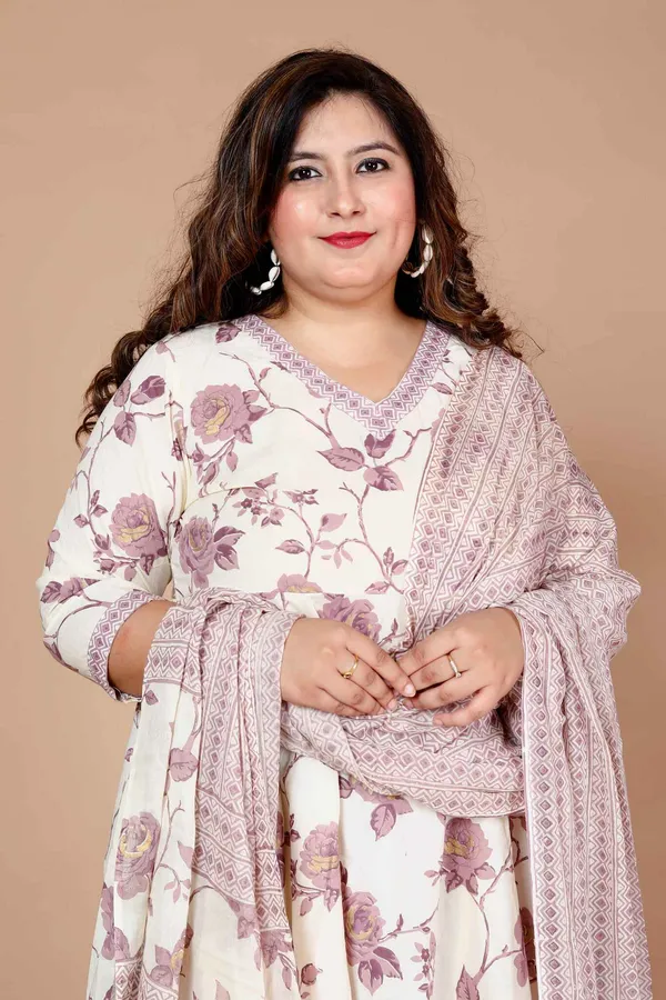 Women'S_Plus_Size_Pink_Floral_Print_Anarkali_Kurta_With_Palazzo_&_Dupatta_Set_-_Doriyan