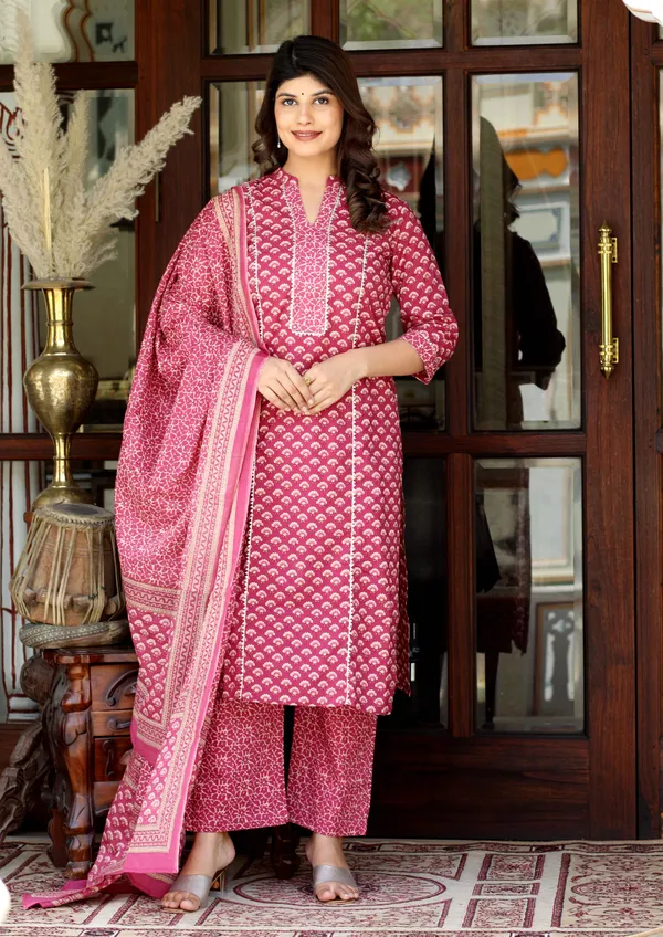 Women's_Pink_Straight_Floral_Printed_Kurta_&_Palazzo_With_Dupatta_Set_-Doriyan