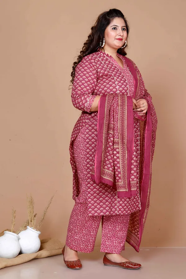 Women'S_Plus_Size_Pink_Straight_Floral_Printed_Kurta_&_Palazzo_With_Dupatta_Set_-_Doriyan