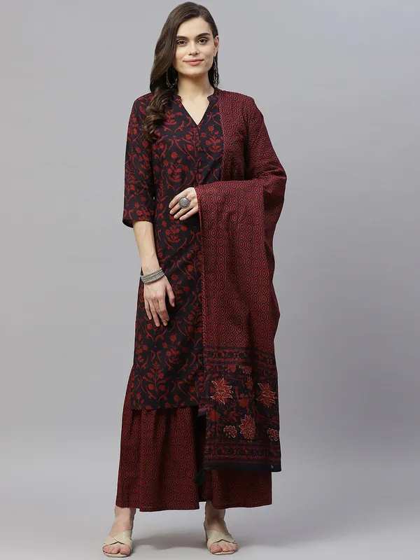 Women's_Maroon_Cotton_Floral_Print_Straight_Kurta_Sharara_And_Dupatta_Set_-_Doriyan