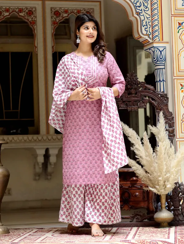 Women's_Pink_Cotton_Kurta_With_Palazzo_&_Dupatta_Set_-_Doriyan