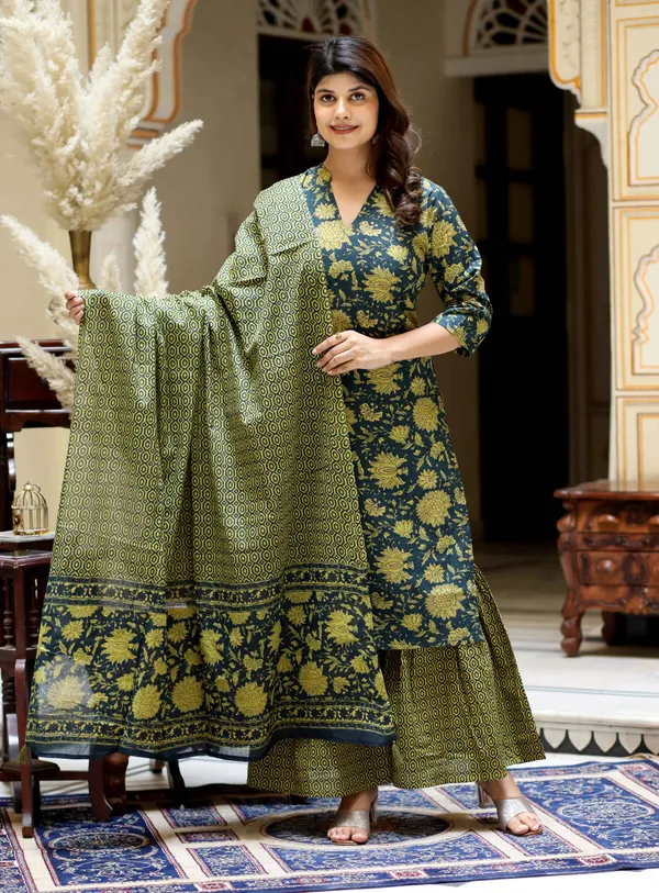 Women's_Green_Cotton_Floral_Straight_Kurta_&_Sharara_With_Dupatta_Set_-_Doriyan