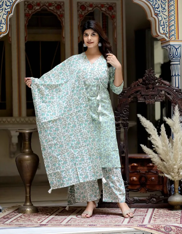 Women's_Green_Floral_Printed_Angrakha_Pure_Cotton_Kurta_With_Palazzo_&_Dupatta_Set_-_Doriyan