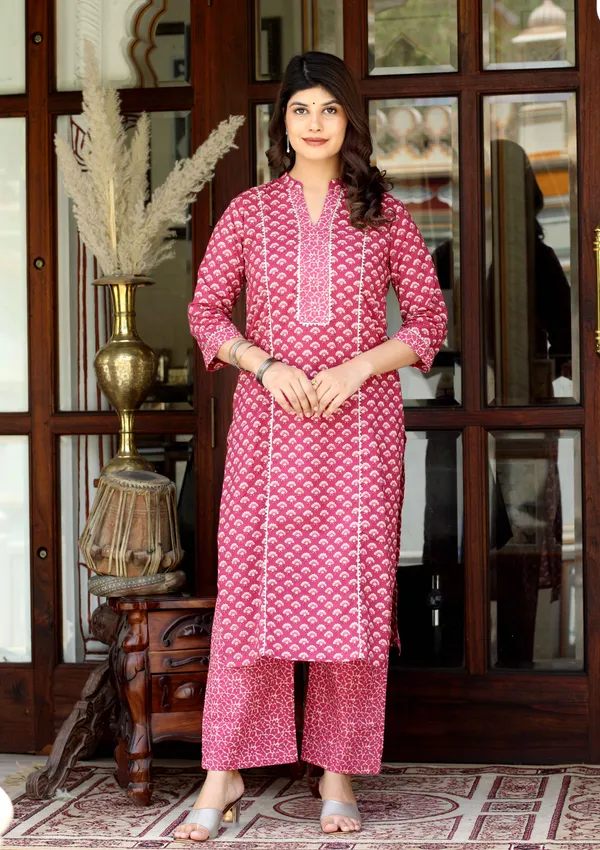 Women's_Pink_Floral_Printed_Cotton_Kurta_With_PalazzoÃ‚_-_Doriyan