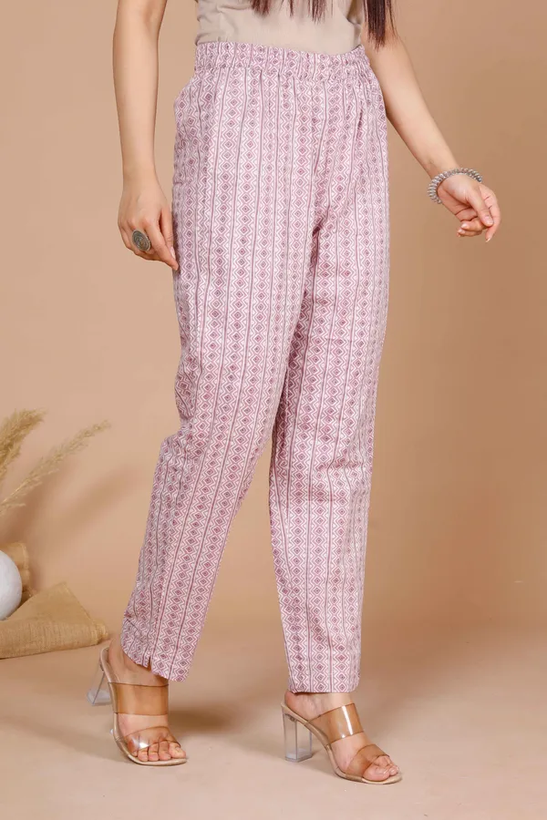 Women's_Pink_Floral_Printed_Anarkali_Kurta_With_Palazzo_-_Doriyan