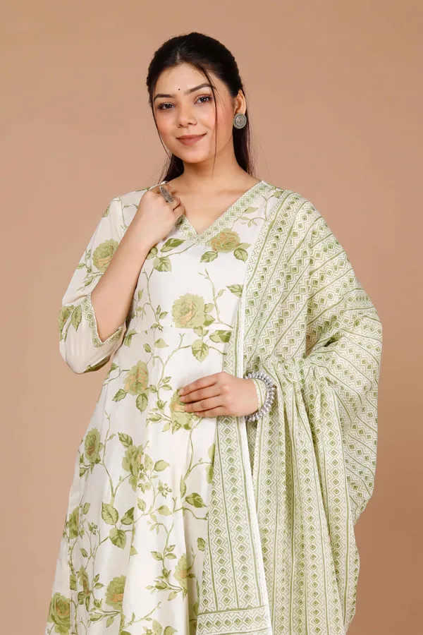 Women's_Green_Printed_Anarkali_Kurta_With_Palazzo_And_Dupatta_-_Doriyan