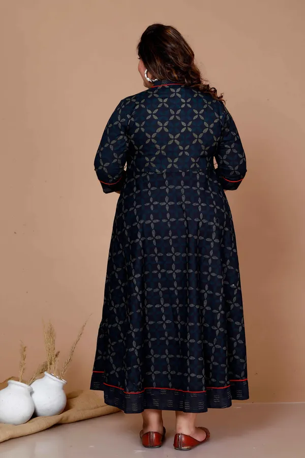 Women'S_Plus_Size_Abstract_Printed_&_Tasseles_Angrakha_Kurta_With_Blue_Dupatta_Set_-_Doriyan
