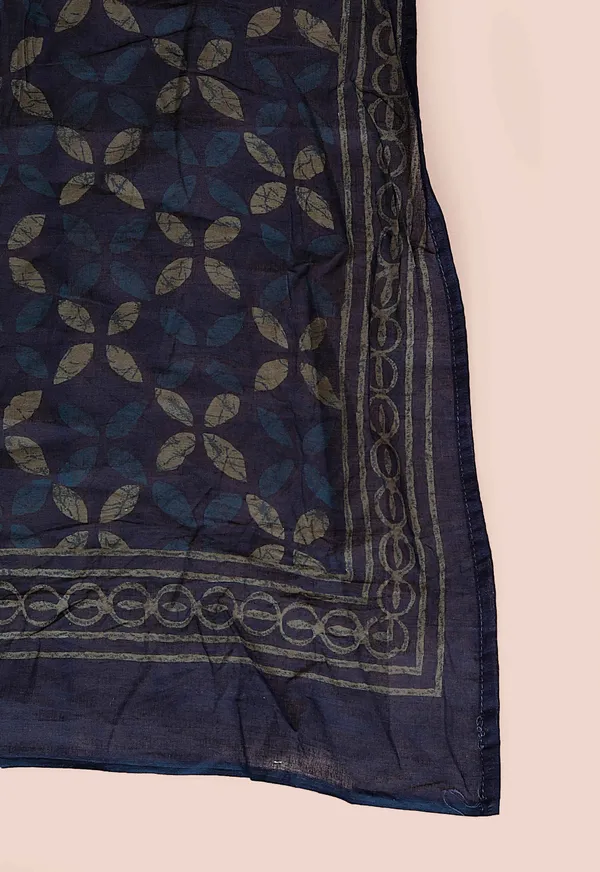 Women'S_Plus_Size_Abstract_Printed_&_Tasseles_Angrakha_Kurta_With_Blue_Dupatta_Set_-_Doriyan