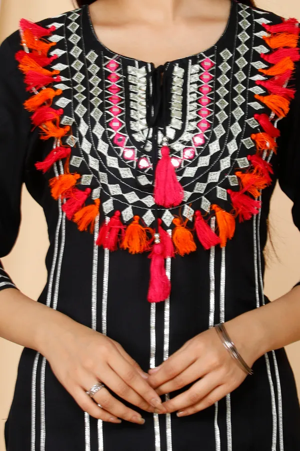 Women's_Black_Embroidered_Straight_Kurta_And_Palazzo_With_Dupatta_Set_-_Doriyan