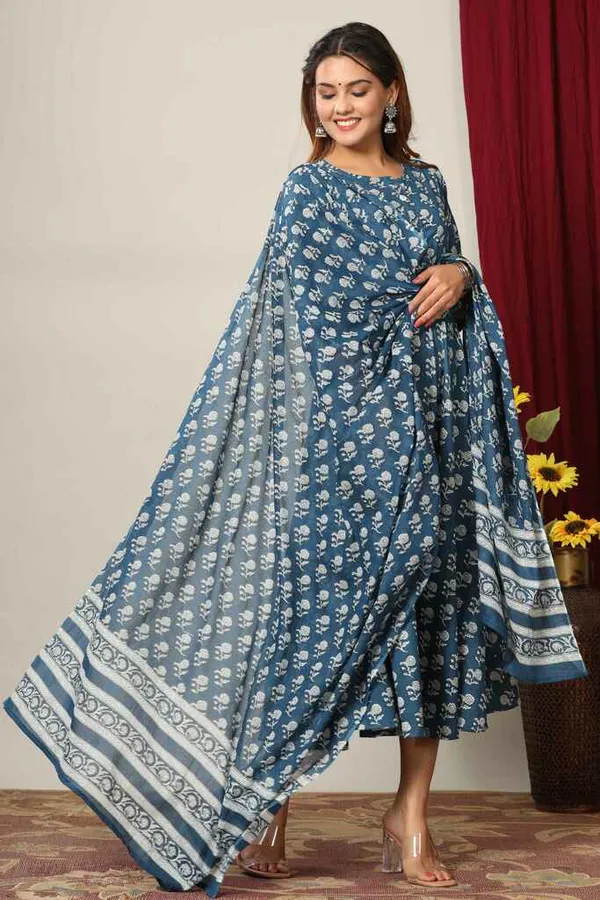 Women's_Blue_Floral_Printed_Anarkali_Kurta_With_Dupatta_-_Doriyan