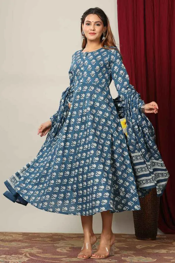 Women's_Blue_Floral_Printed_Anarkali_Kurta_With_Dupatta_-_Doriyan