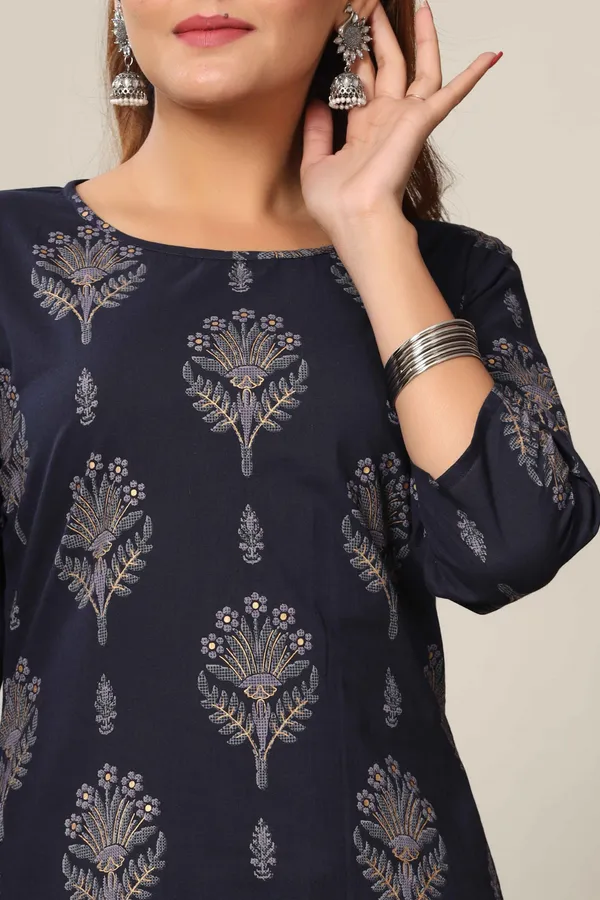 Women's_Blue_&_Grey_Printed_Pure_Cotton_Kurta_With_Sharara_-_Doriyan