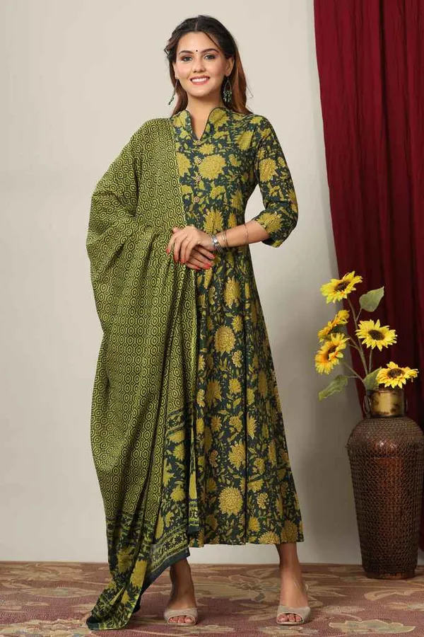 Women's_Floral_Printed_Cotton_Collar-Neck_Anarkali_Kurta_With_Dupatta_-_Doriyan