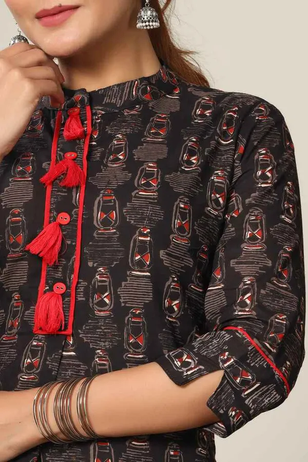 Women's_Pure_Cotton_Printed_Straight_Kurta_And_Skirt_-_Doriyan
