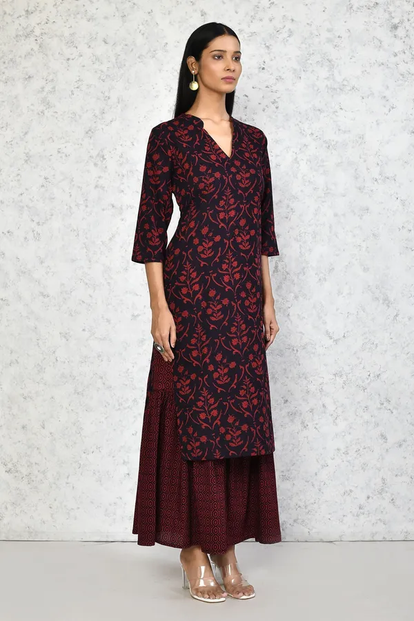 Women's_Cotton_Floral_Print_Straight_Kurta_Sharara_Set_-_Doriyan