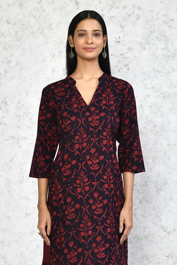 Women's_Cotton_Floral_Print_Straight_Kurta_Sharara_Set_-_Doriyan