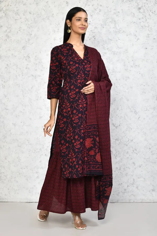 Women's_Cotton_Floral_Print_Straight_Kurta_Sharara_And_Dupatta_Set_-_Doriyan