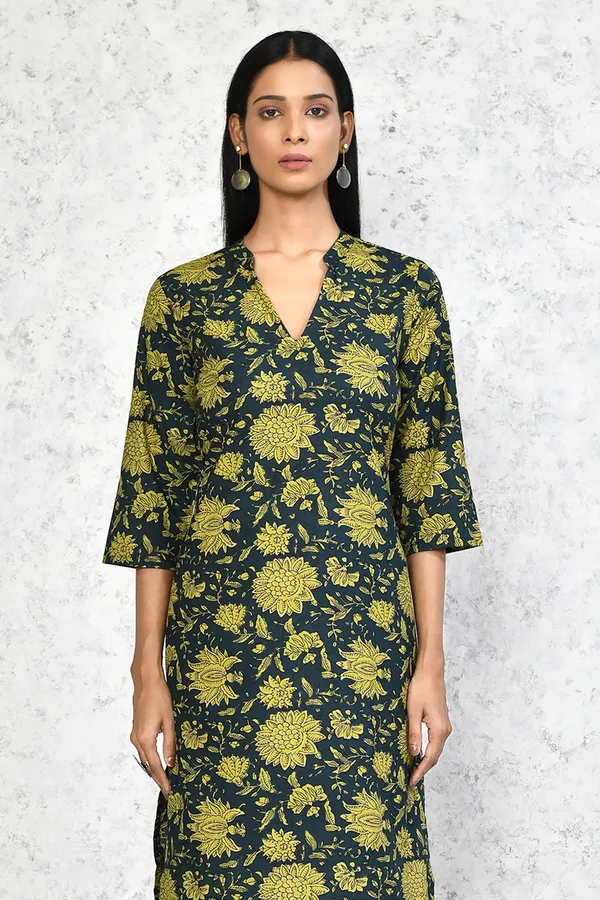 Women's_Green_&_Yellow_Floral_Printed_Pure_Cotton_Kurta_With_Sharara_-_Doriyan