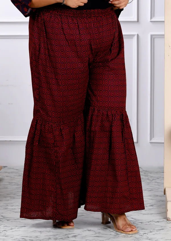 Women's_Plus_Size_Cotton_Floral_Printed_Straight_Kurta_Sharara_And_Dupatta_Set_-_Doriyan