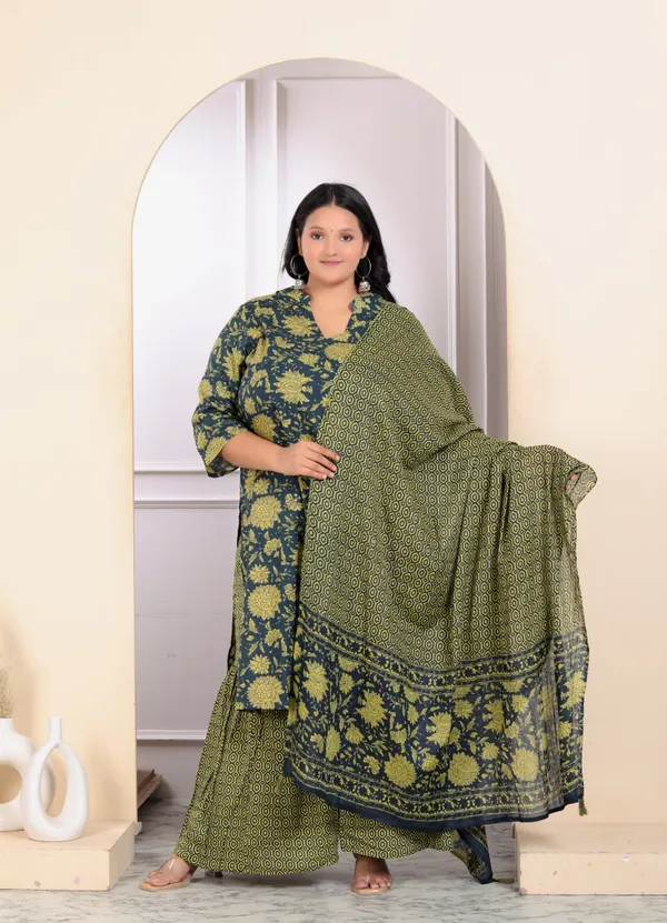 Women's_Plus_Size_Green_Cotton_Floral_Printed_Kurta_With_Sharara_And_Dupatta_-_Doriyan
