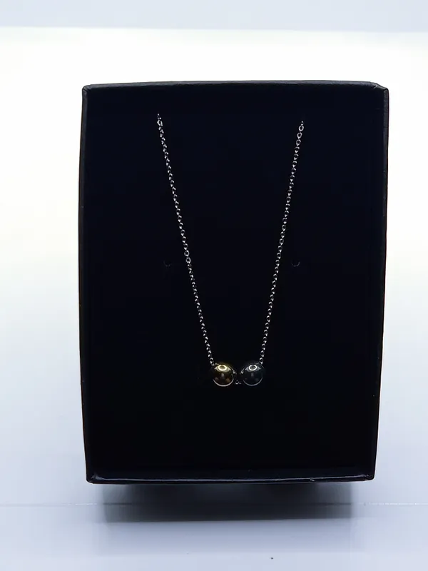 Karz_Mukti_Bracelet_&_Pendant_(With_Original_Golden_&_Grey_Hematite)