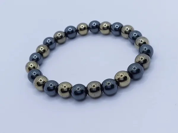 Karz_Mukti_Bracelet_&_Pendant_(With_Original_Golden_&_Grey_Hematite)