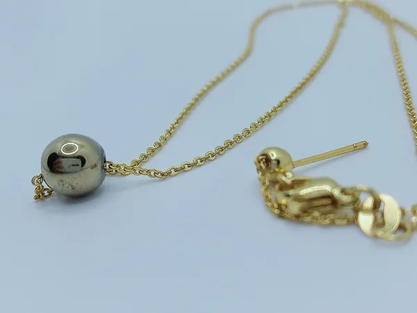 Karz_Mukti_Pendant_(Gold)