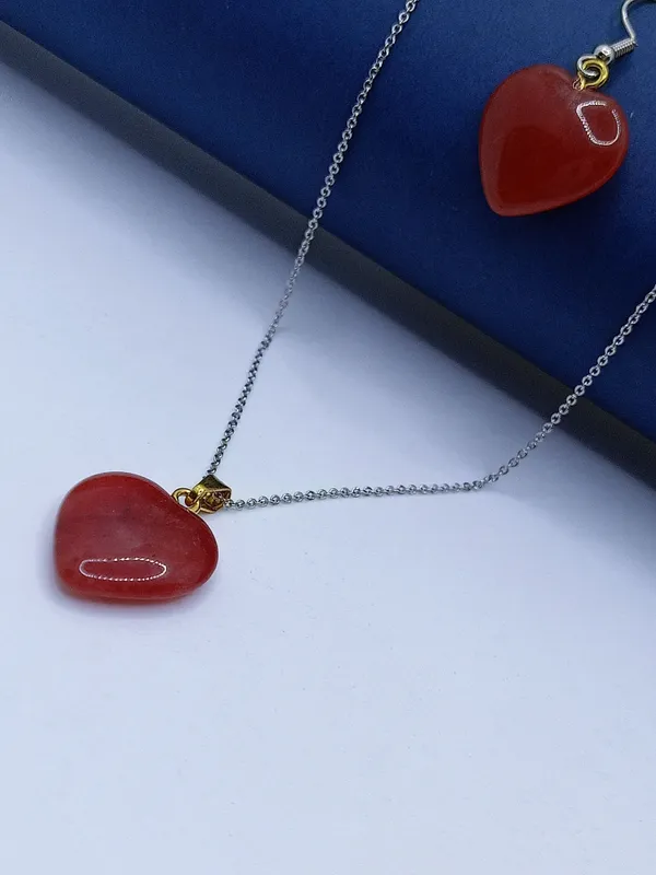 Express_Your_Self_with_Red_Heart_Pendant_Set