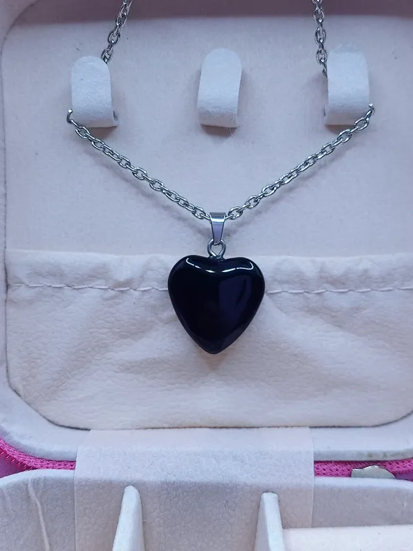 Black_Bold_Your_Self_with_Premium_Heart_Pendant_Set