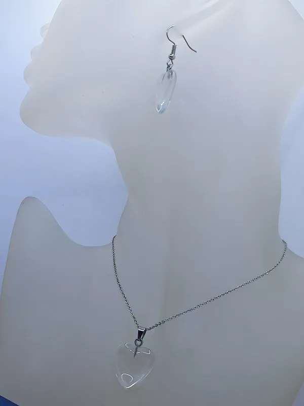 Express_Your_Self__with_Clear_Heart_Pendant_Set