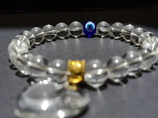 Evil_Eye_Protection_&_Emotional_balance,_Sphatik_Bracelet_(Enhanced_spiritual_awareness)